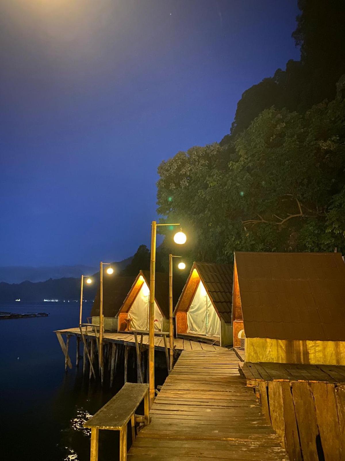 Emayan Glamping Kubupenlokan Exterior foto